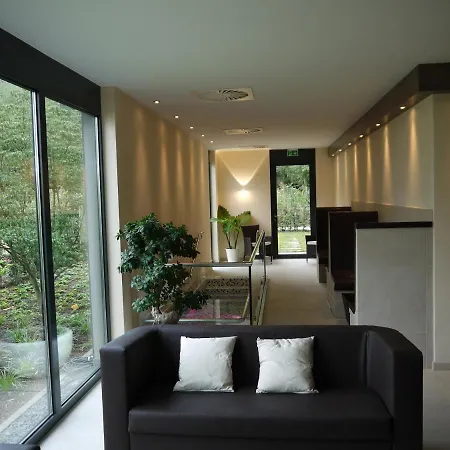Essensio Duesseldorf Hotell 4*