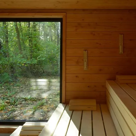 Hotel Essensio Duesseldorf 4*