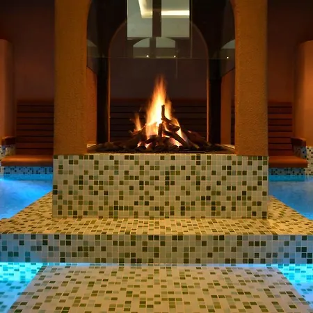 Essensio Duesseldorf Hotell 4*