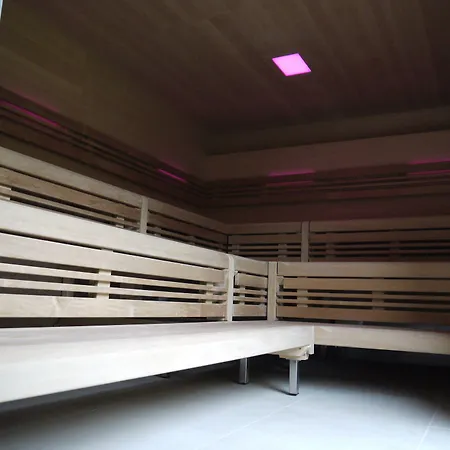 Essensio Duesseldorf Otel 4*