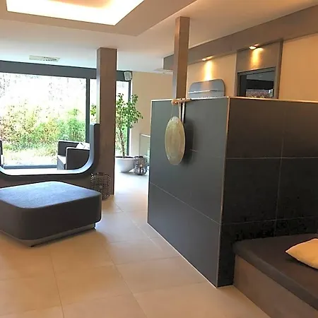 فندق Essensio Duesseldorf 4*